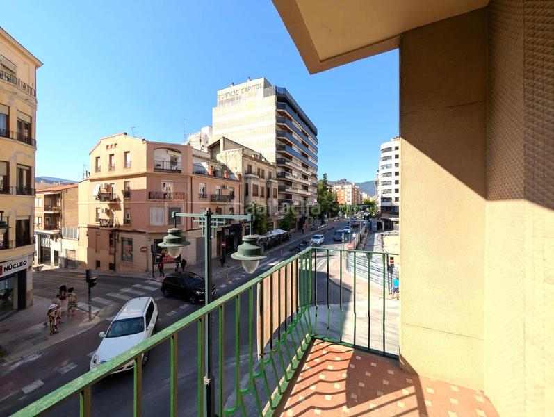 Foto ea0e310e-e89e-4ce5-aa09-6be6a539cc93. Piso oportunidad para inversores en Eixample Alcoi