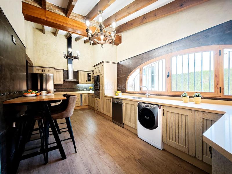 Foto 45f924b9-4df2-4390-b16a-f72a409c318a. Chalet precioso chalet de estilo mediterráneo en san vicente del raspeig en Sant Vicent del Raspeig