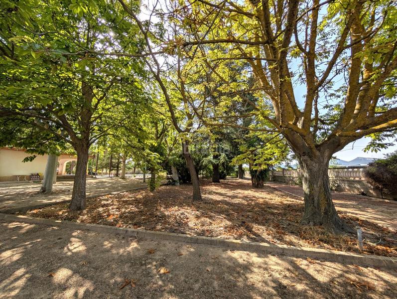 Foto f320338b-74d7-4507-8cf2-0ced95c8e428. Bauernhof mit parking in Onil