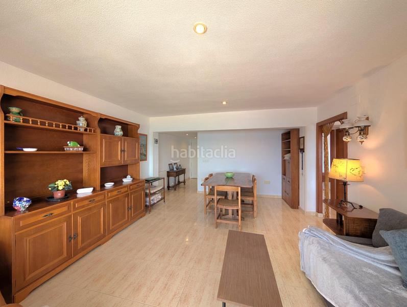 Foto b9c362d8-2f53-48f8-b8dc-6321f93ed103. Piccolo appartamento con parcheggio in Playa Levante Benidorm