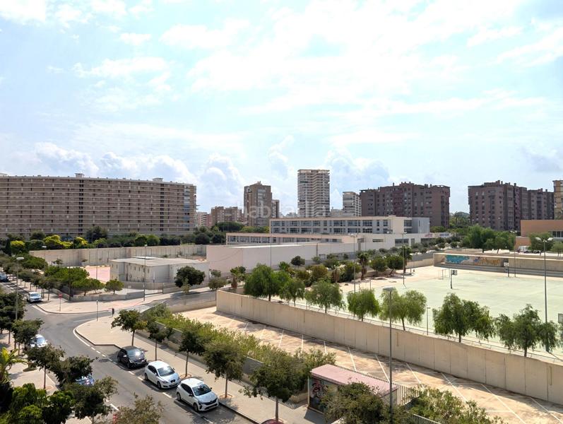 Foto 3f16d4d0-20a5-42c1-b432-a68927526046. Piso excelente piso en urbanización de lujo en Playa de San Juan en Alicante