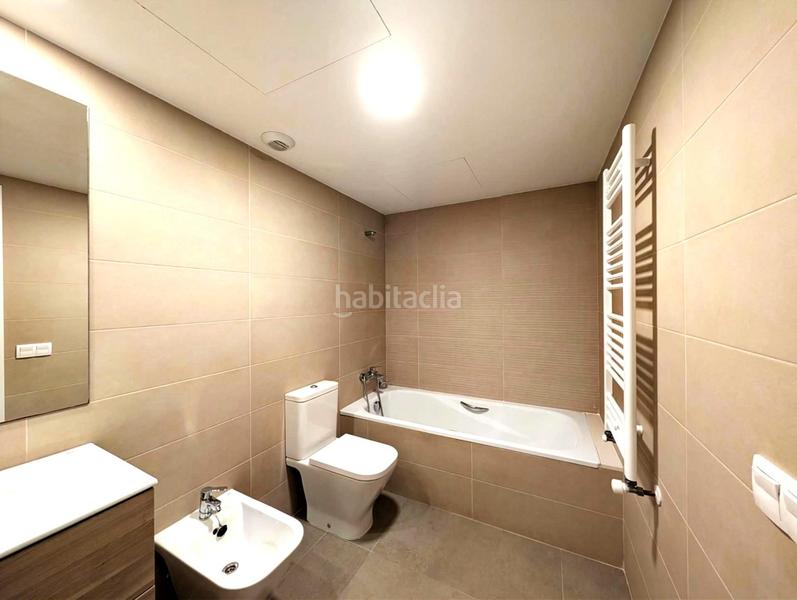 Foto 5460b635-4fbd-4ada-aabe-ef8d91f46ed1. Piso excelente piso en urbanización de lujo en Playa de San Juan en Alicante