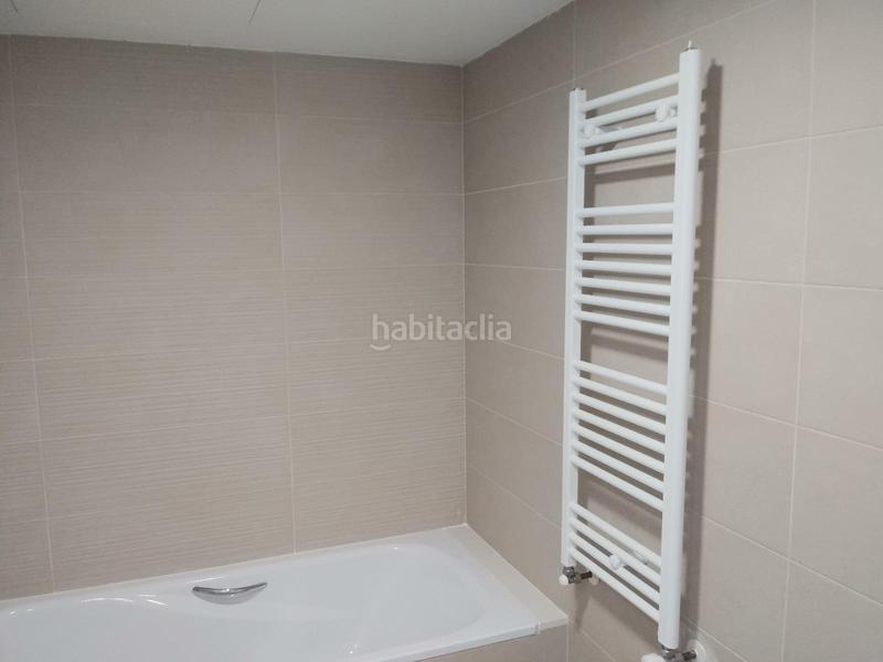 Foto 901cd80e-a75a-488b-bd0d-6d69d47c48fc. Piso excelente piso en urbanización de lujo en Playa de San Juan en Alicante