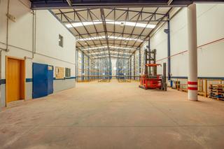Nau industrial a Carrizal. En venta nave industrial integral con oficinas en gran canaria z