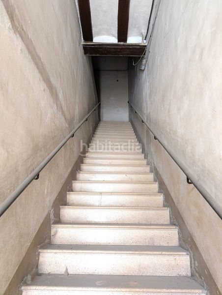 Foto 2017e0a5-0058-4370-b37f-06d4678a1a62. Nau industrial a Centre-Zona Alta Alcoi