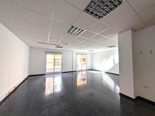Büro in Eixample. Oficina coworking en alquiler con opción a compra en la alameda