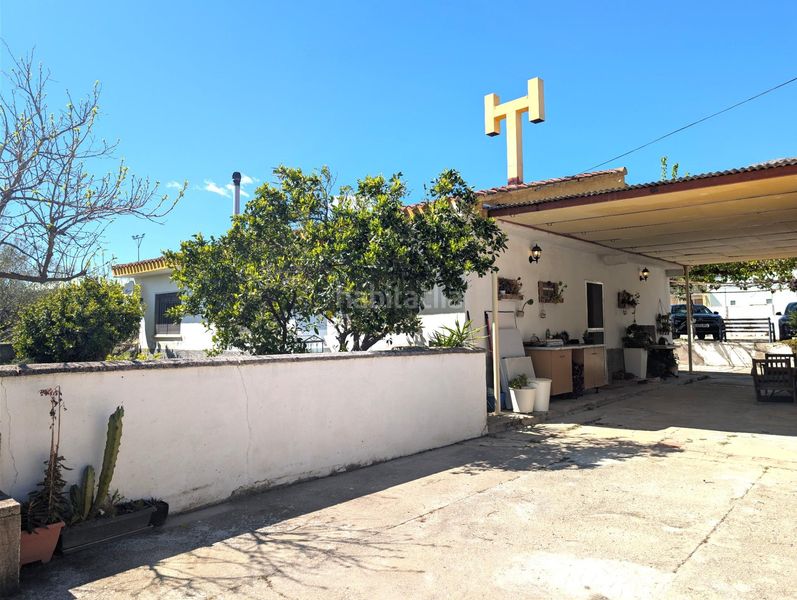 Foto 0f1c1f12-e2a7-453d-bd9c-b3dfb085ebee. Xalet amb aparcament a Cortes-Huertas Madrid