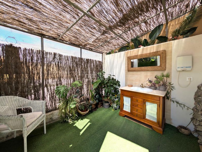 Foto 11ea7ebd-ab69-41c0-88e3-2aafe6392e39. Xalet amb aparcament a Cortes-Huertas Madrid