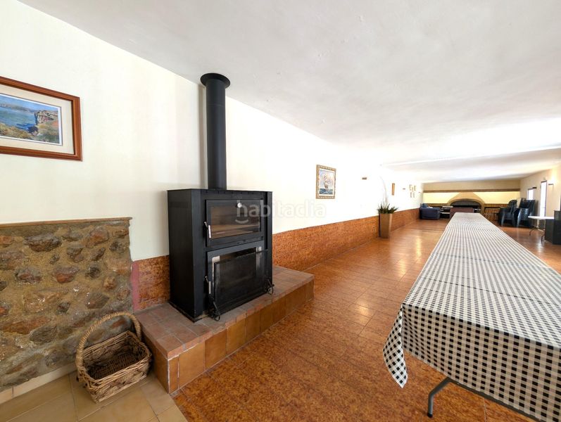 Foto 35a2fe3e-5854-4321-ba71-ac0f15fec8b8. Xalet amb aparcament a Cortes-Huertas Madrid