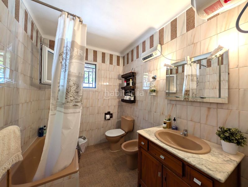 Foto b8ca6d2c-357b-482e-8f9f-ed454b11f6fc. Xalet amb aparcament a Cortes-Huertas Madrid