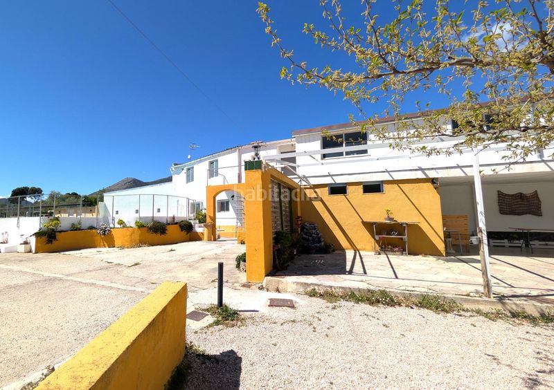 Foto d8675b8d-d5ce-49d6-a7c7-c35245eacd47. Xalet amb aparcament a Cortes-Huertas Madrid