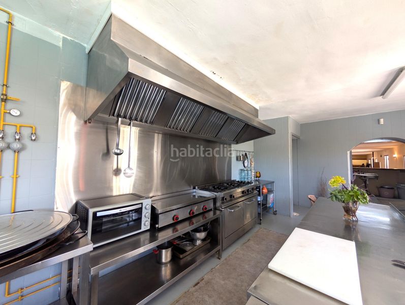 Foto f71c953d-99a6-45fb-a941-55bc4e15c192. Xalet amb aparcament a Cortes-Huertas Madrid