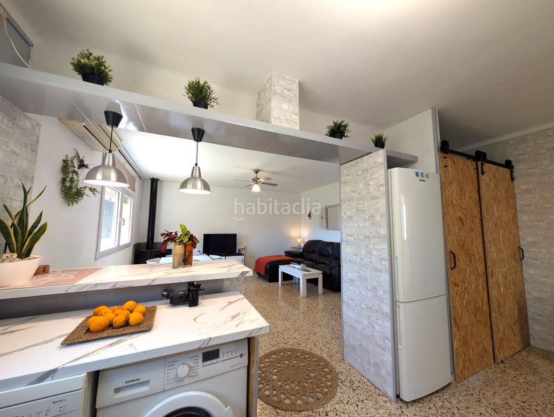 Foto fef229fc-4887-47f5-bf49-cf858e2f4873. Xalet amb aparcament a Cortes-Huertas Madrid