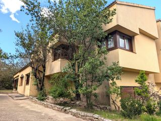 Chalet à Centre-Zona Alta. Chalet en el estepar, parcela de 11.200 m2  silencio total y vis