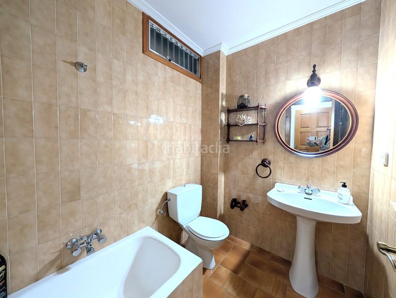 Foto b8c424a5-42d7-48f7-98f4-18bade67d4a4. Xalet amb calefacció aparcament piscina a Centre-Zona Alta Alcoi
