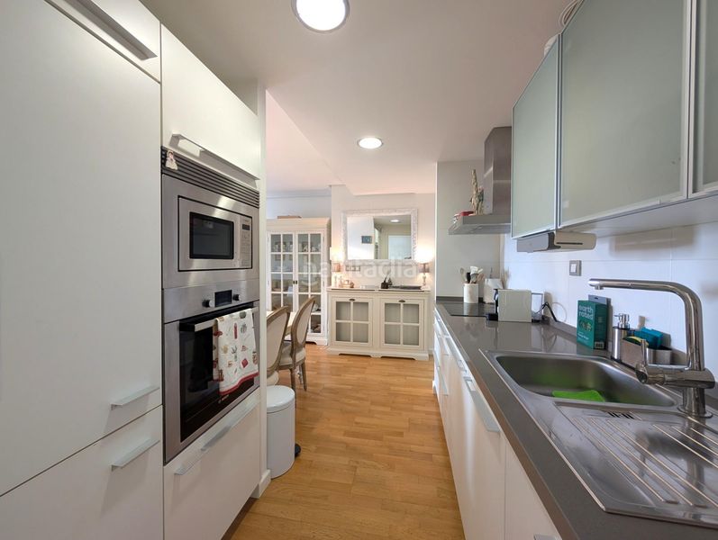 Foto ec4588c2-61d4-443e-b0ba-908e35aeb6c3. Appartement dans avenida de la alameda de camilo sesto 7 dans Alcoi