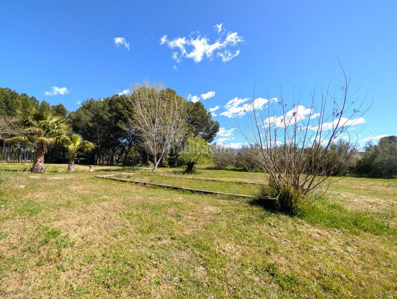 Foto af5832f9-04dd-457a-adf1-c9e343dae575. Xalet amb aparcament a Gaianes