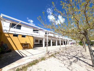 Xalet en Gaianes. Finca r�stica con negocio de restauraci�n en venta en gayanes id
