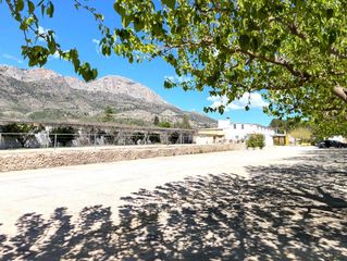 Lloguer Casa a Gaianes. Chalet gayanes  hasta12 plazas  disponible agosto