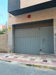 Posto auto  Calle del vicario samuel riquelme 27. Garaje en campello