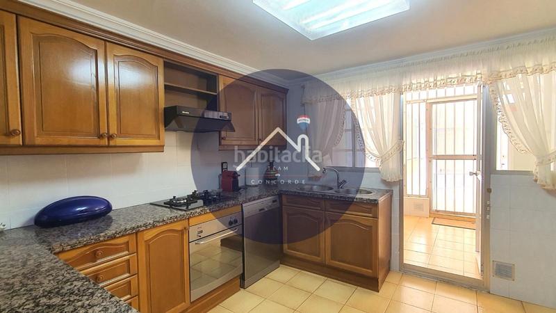Foto bba8c22b-c20f-4e6d-b692-17afde0a34ee. Appartement dans pintor gisbert 2 dans Centre-Zona Alta Alcoi