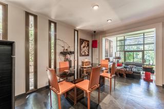 Chalet en Est 31. Exclusiva villa en venta en esplugues de llobregat a tan sólo 5