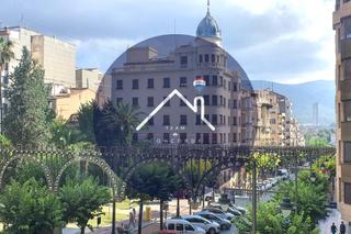 Pis a Pais valencia 32. Magnífico piso de 253 metros en el corazón de alcoy