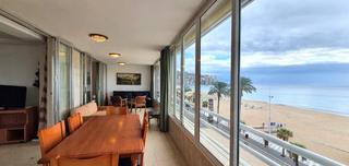 Appartement en Playa Levante. Magnfico apartamento de 143 metros en primera lnea de la playa