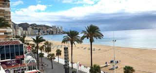 Apartament a Playa Levante. Magnífico apartamento de 143 metros en primera línea de la playa