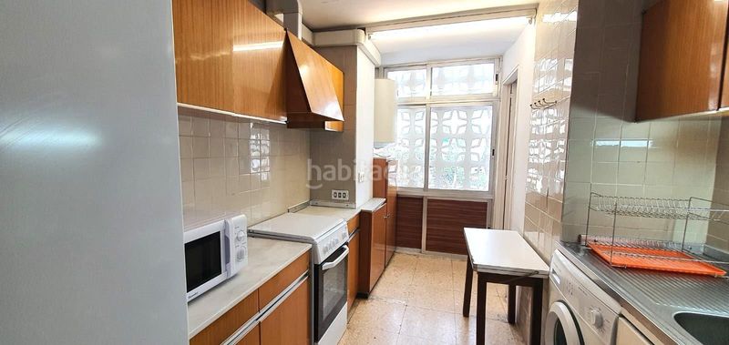 Foto 9e5205fb-f084-4b7f-b461-af579f48192a. Apartament amb aparcament piscina a Playa Levante Benidorm
