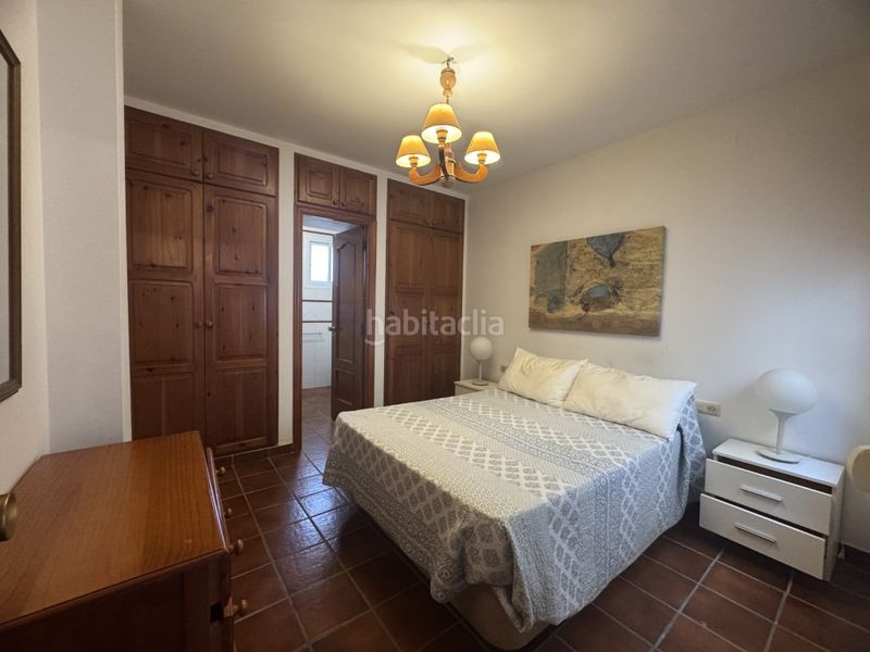 Foto d8dd5e8d-2eab-42fb-9523-5e6a1e95283c. Pis amb aparcament a Centro-San Felipe-Huerta Fava Línea de la Concepción (La)
