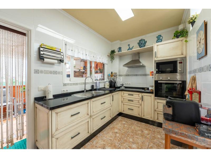 Foto ae3f38ad-ede6-4a9a-ba35-eee8e2f6b7d0. Piso en la cancela 13 exclusiva vivienda con amplia terraza, azotea privativa y vistas al mar y al teide en Orotava (La)