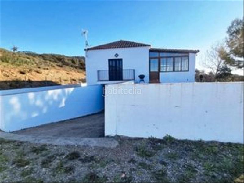 Foto cb1e8f97-bdd2-4e1d-a9c9-c6236cc22800. Finca rústica en Zufre