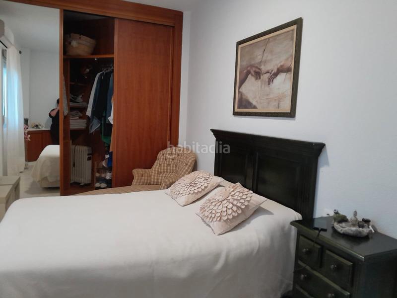 Foto e15dc565-2805-4f85-9437-190ebb81fa0f. Flat with heating in colores - entreparques Sevilla