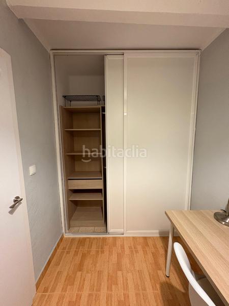 Foto 09750e91-94fe-41ec-bcae-b172cc4b669a. Piso en San Gil Sevilla