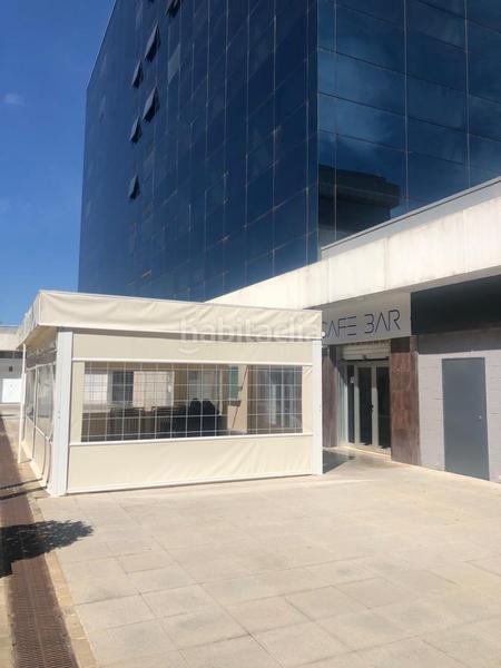 Foto f3022bfa-8e85-4d10-9ca4-ac64fb7631cb. Local comercial en n/a oportunidad de compra de negocio con licencias en Sevilla