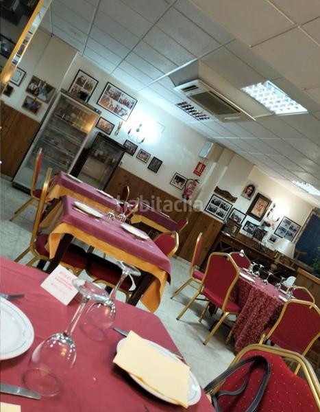 Foto 57bb16fa-bfd1-4908-8017-f6b3ddd60113. Business premise in calle de la santa cruz 21 in Camas