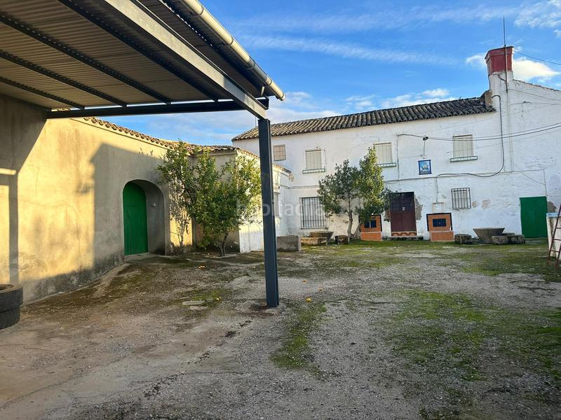 Foto 08bf1884-8892-468d-b521-99368bf8d719. Landgut in ja-2321 181 in Andújar