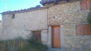 Casa en Nogueruelas. Pajar urbano con posibilidad de vivienda.