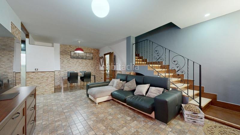 Foto 3f6af4cf-9392-4ad5-962f-a722d770c151. Maison avec parking dans Zona la Ermita Torrent