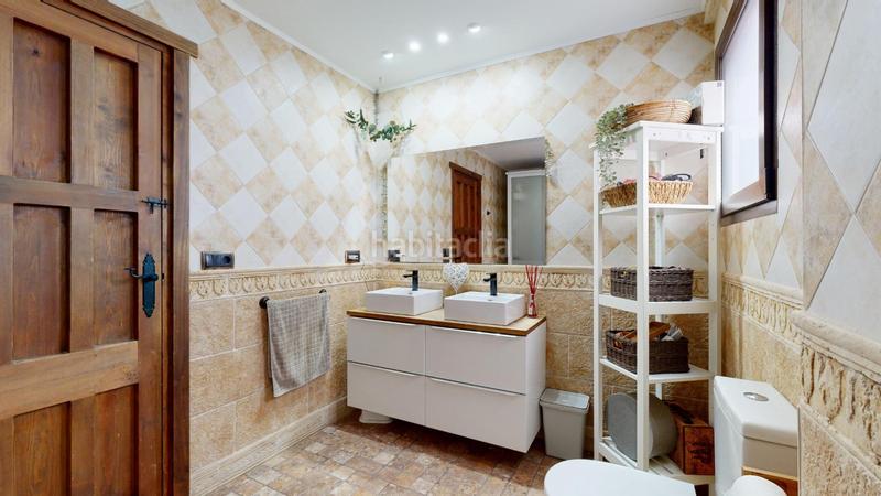 Foto 4389f69a-2e5b-4cd6-8b01-4ae44406d30e. Maison avec parking dans Zona la Ermita Torrent