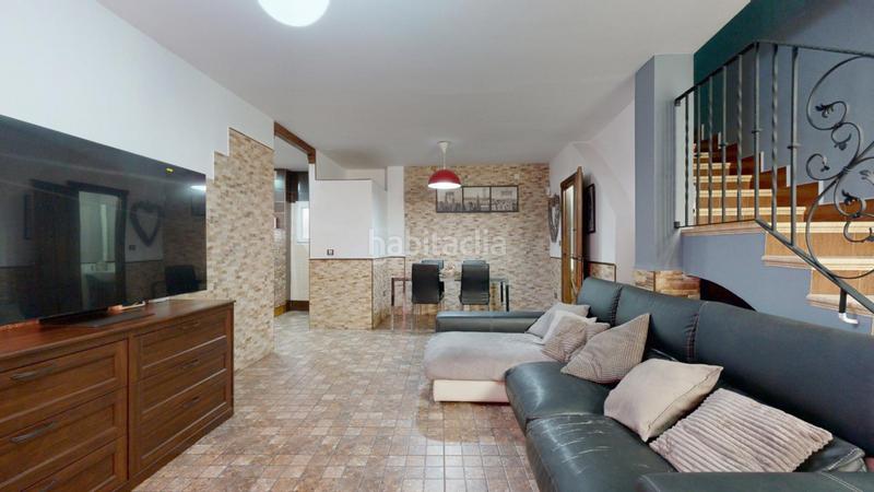 Foto 5e4d4819-83cc-48ec-a58b-9786add316a6. Maison avec parking dans Zona la Ermita Torrent