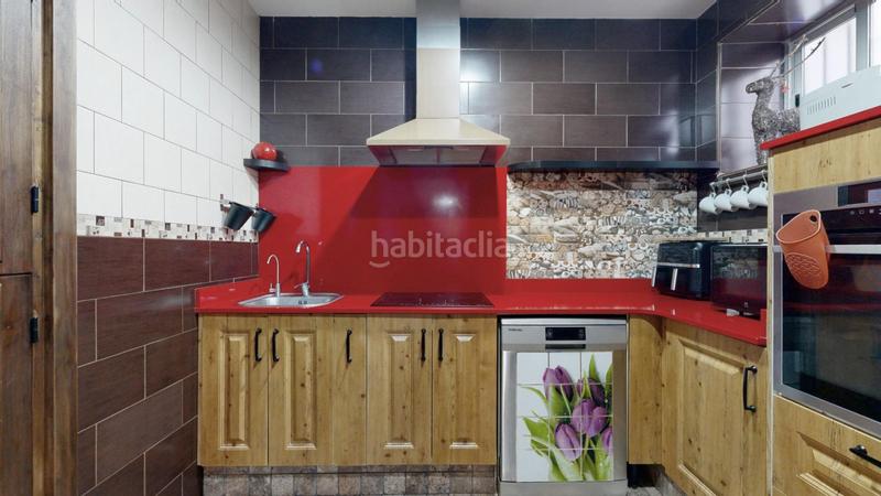 Foto df61afc2-e2ac-4351-8ba0-0bd22d991f0f. Maison avec parking dans Zona la Ermita Torrent