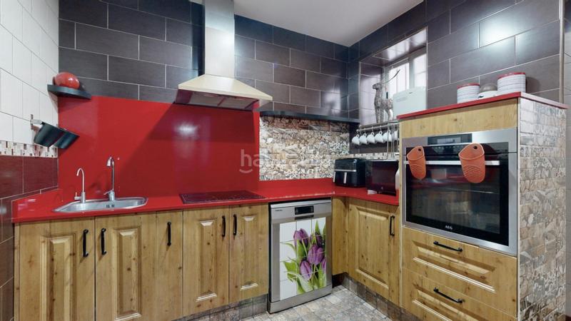 Foto dfab17f8-1a71-4b60-86be-c4f14e295aef. Maison avec parking dans Zona la Ermita Torrent