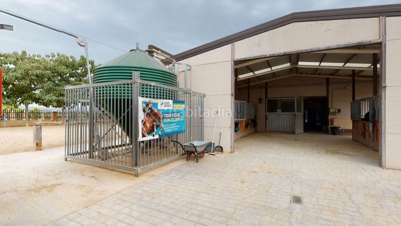 Foto e227fac4-be44-4149-a13b-0b11a24ea3b5. Local commercial dans Los Felipes-Corral de Carmelo Chiva