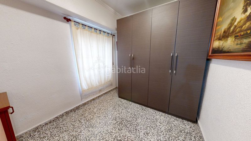 Piso amplio y luminoso piso de 140 m2 con 4 habitaciones, balcón amplio y ascensor. estás buscando la vivienda perfecta que al verla te en Valencia - Imagen 40