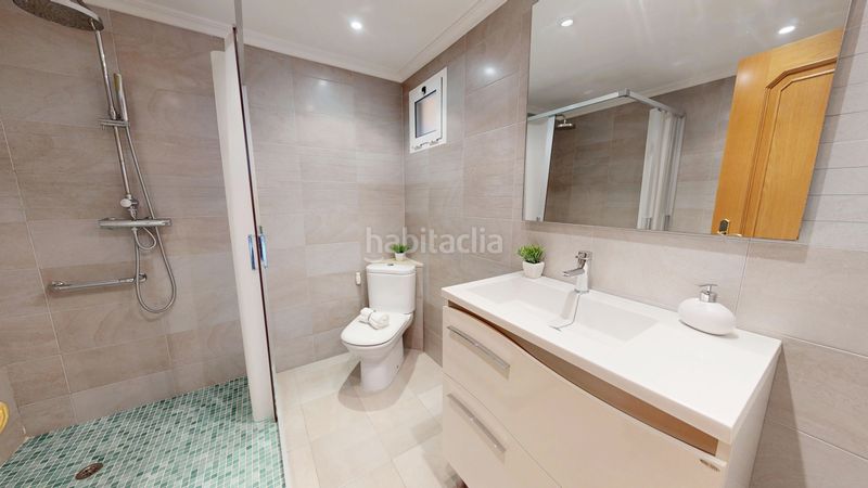 Piso amplio y luminoso piso de 140 m2 con 4 habitaciones, balcón amplio y ascensor. estás buscando la vivienda perfecta que al verla te en Valencia - Imagen 29