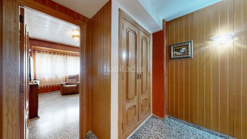 Piso amplio y luminoso piso de 140 m2 con 4 habitaciones, balcón amplio y ascensor. estás buscando la vivienda perfecta que al verla te en Valencia - Imagen 35