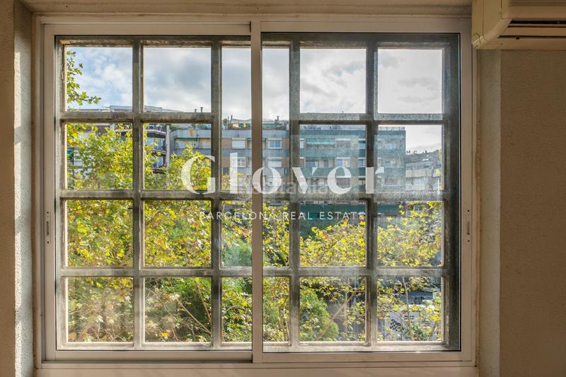 Foto 1a9e5ca7-3368-4786-b169-bfe34f9e4637. Miete büro in Sants Barcelona