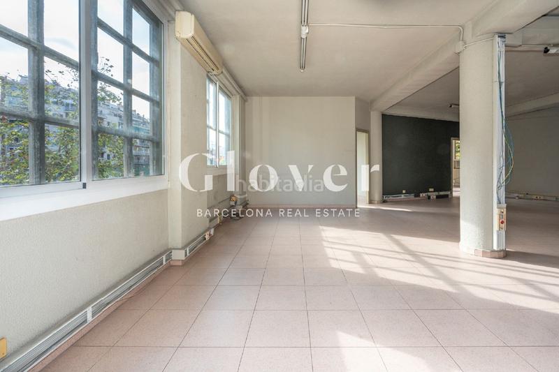 Foto ba391ed9-9611-49ee-81ad-cfdd649a9c96. Miete büro in Sants Barcelona